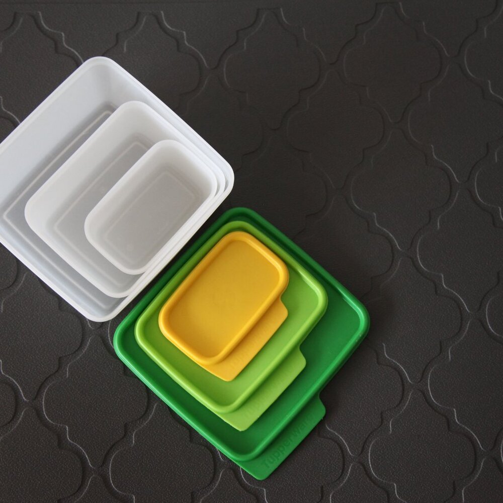 Tupperware Nesting Lunch Container Kit - Picture 9 of 10